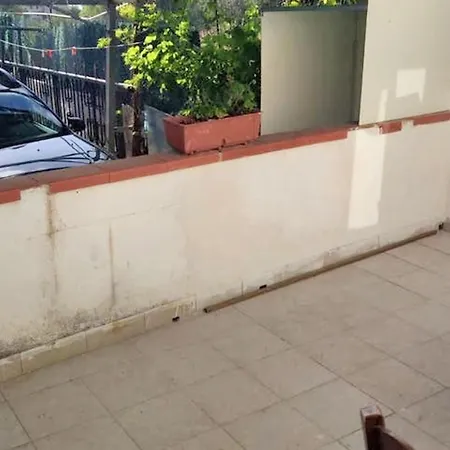 Charming In With Terrace And Parking Apartment Pisciotta